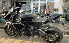 YAMAHA YZF-R1 2021 RN65