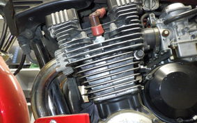 YAMAHA XJ750 E 1983 29R