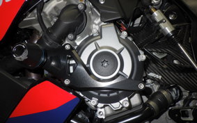 BMW M1000R 2023