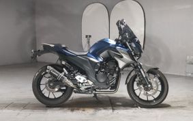 YAMAHA FZ25 RG42