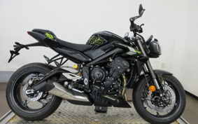 TRIUMPH STREET TRIPLE RS 2025 HDA614