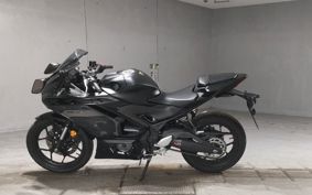 YAMAHA YZF-R3 2025 RH25J