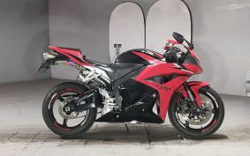 HONDA CBR600RR PC40