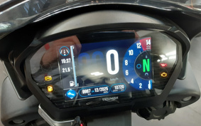 TRIUMPH  TRIUMPH  STREET  TRIPLE RS 2017 HDA464