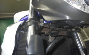 SUZUKI ｸﾞﾗﾃﾞｨｳｽ400 2013 VK58A