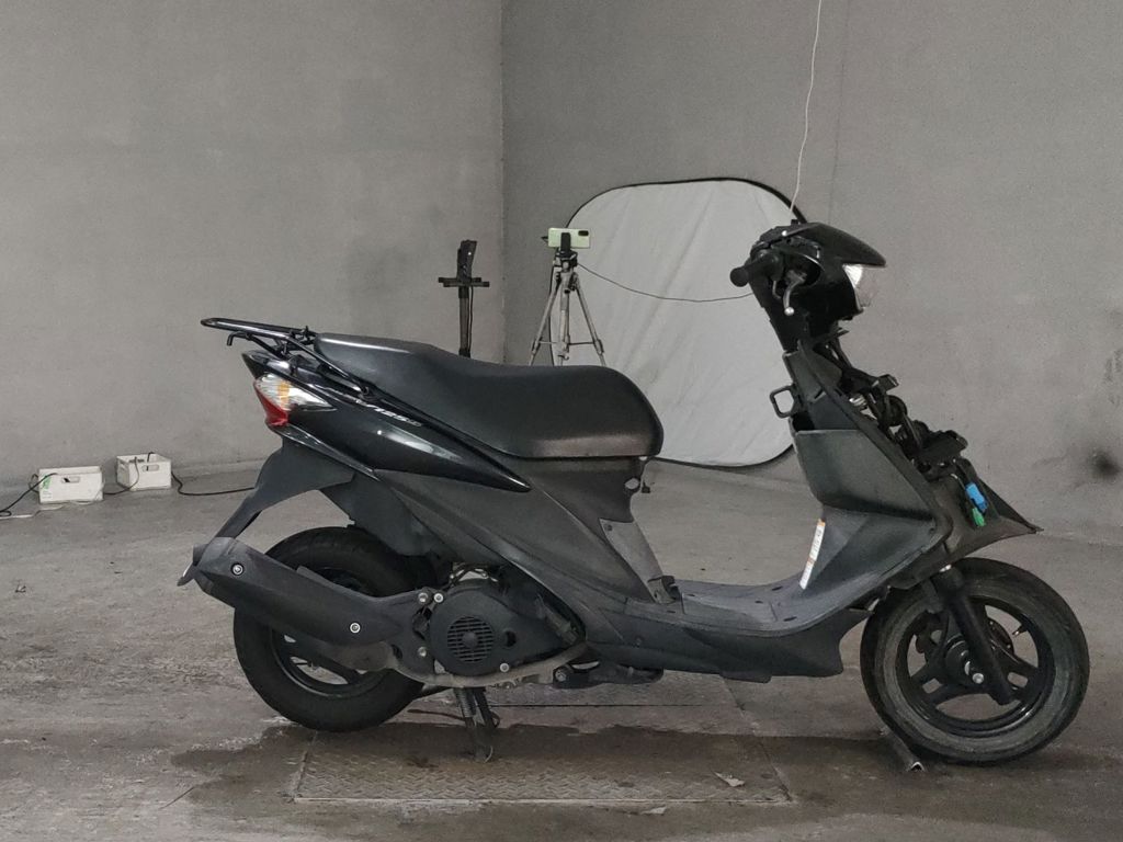 Фото Suzuki ADDRESS V125 с японского аукциона