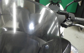 YAMAHA TRICITY 125 1993 SE82J