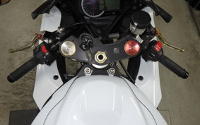 SUZUKI GSX-R750 2016