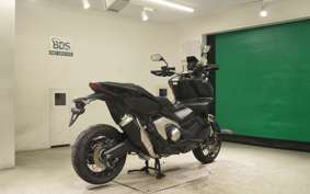 HONDA X-ADV 750 2022 RH10