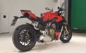 DUCATI STREETFIGHTER V4 S 2021