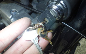 HARLEY XLH883 HUGGER 2000