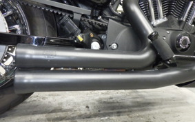 HARLEY XL1200V 2013