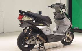 YAMAHA CYGNUS 125 XSR 2 1999 SE44J