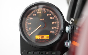 HARLEY XL883 2004 CAM