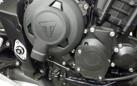 TRIUMPH STREET TRIPLE RS 2025
