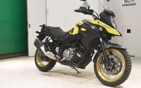 SUZUKI Vｽﾄﾛｰﾑ650XTA 2020 C733A