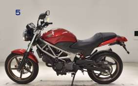 HONDA VTR 250 Gen. 2 2005 MC33