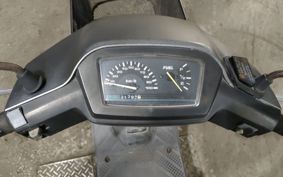 SUZUKI ADDRESS V100 CE11A