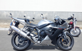 YAMAHA YZF-R1 2003 RN09