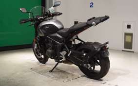 TRIUMPH TRIDENT 660 2021
