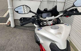 MV AGUSTA TWO RIZUMOVE LOW CHE 800 2018 ZCGT310