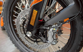 KTM 890 ADVENTURE	 2026 TS640