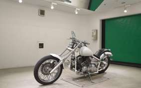 YAMAHA DRAGSTAR 400 2002 VH01J