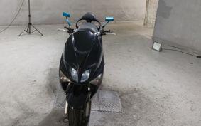 YAMAHA MAJESTY 125 SE27