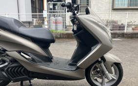YAMAHA MAJESTYS SG28J