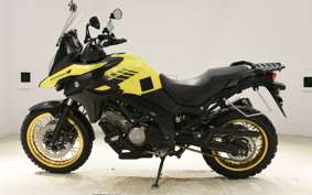 SUZUKI Vｽﾄﾛｰﾑ650XTA 2020 C733A