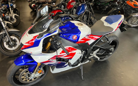 HONDA CBR1000RR-R FB SP 2023 SC82