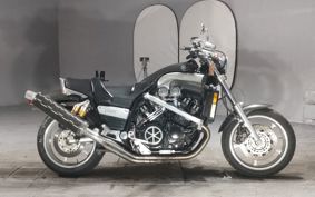 YAMAHA VMAX 2000 2LTN