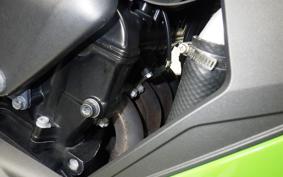 KAWASAKI ZX 10 NINJA R 2010