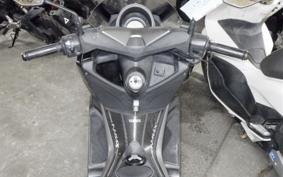 YAMAHA N-MAX 2004 SED6J