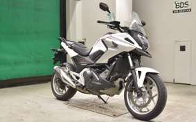 HONDA NC750X D 2016 RC90
