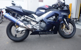 HONDA CBR900RR FIRE BLADE 2002 SC44
