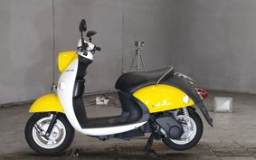 YAMAHA E-VINO SY11J