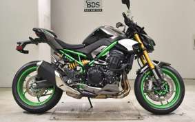 KAWASAKI Z900 Gen.2 SE 2025 ZR900S