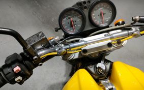 DUCATI MONSTAR 400 2002 M300AA