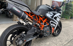 KTM 390 RC 2022 JYJ40