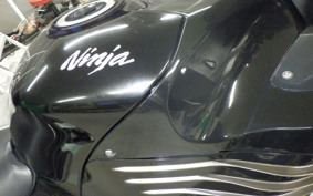 KAWASAKI ZZ1400 NINJA R 2006 ZXT40A