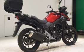 SUZUKI Vｽﾄﾛｰﾑ250