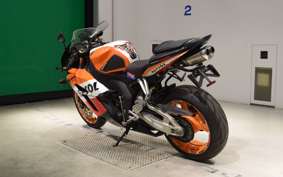 HONDA CBR1000RR 2005 SC57