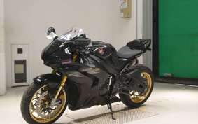 HONDA CBR1000RR R 2022 SC82