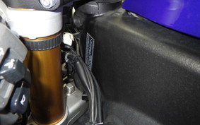 YAMAHA YZF-R1 2013