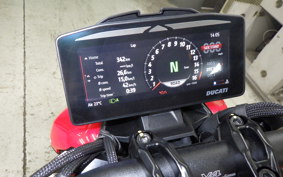 DUCATI STREETFIGHTER V4 S 2025