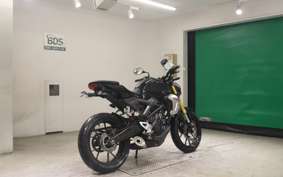 HONDA CB150R