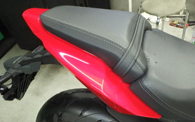 HONDA CBR650R E-Clutch 2025 RH17