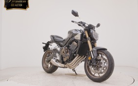 HONDA CB650R E-Clutch 2025 RH17