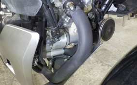 HONDA CB125 R 2004 JC79